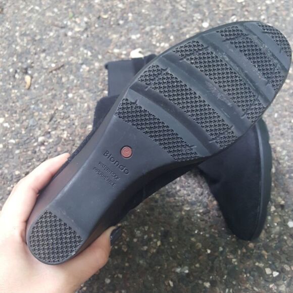 Blondo | Waterproof Ankle Booties - Picture 4 of 8